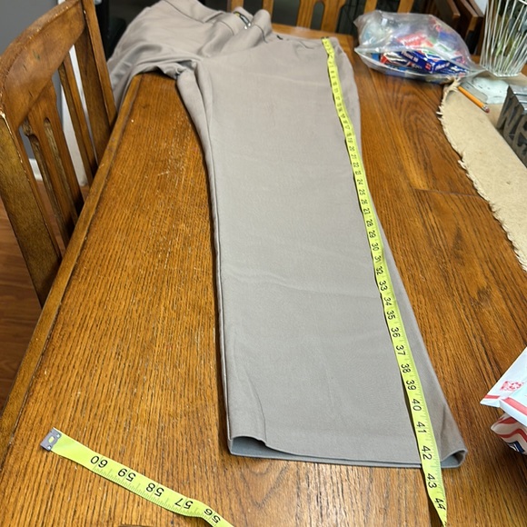 Lee Dress Pants, size 18 - Picture 10 of 10